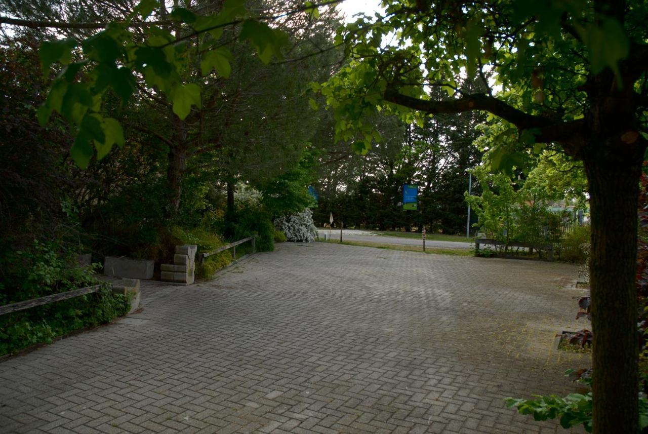 Rose Canine B&B Cesenatico Exterior photo