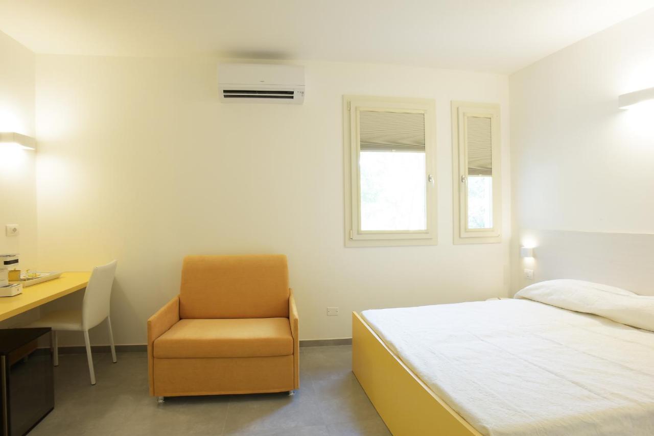 Rose Canine B&B Cesenatico Exterior photo